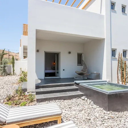 Aegean Gem Hotel Kamari (Santorini)