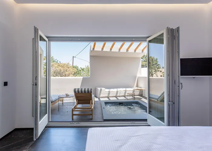 Aegean Gem Hotel Kamári