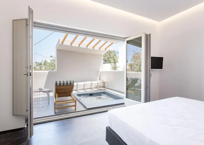 Aegean Gem Kamari (Santorini)